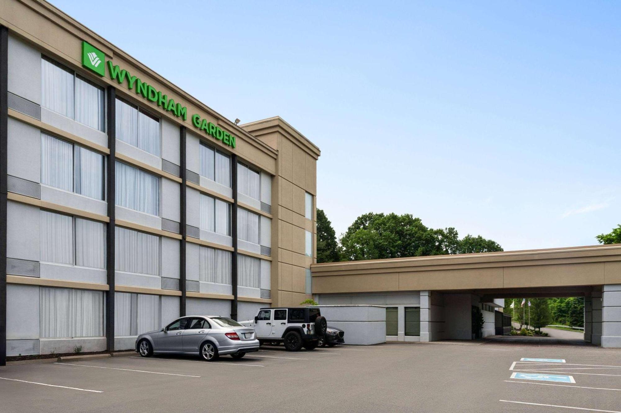 Wyndham Garden Inn Pittsburgh Airport Robinson Township Buitenkant foto