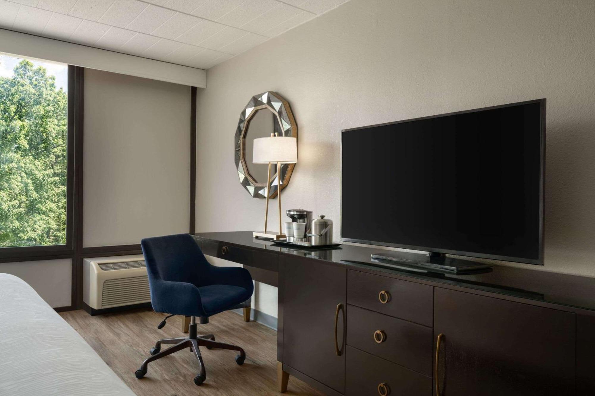 Wyndham Garden Inn Pittsburgh Airport Robinson Township Buitenkant foto