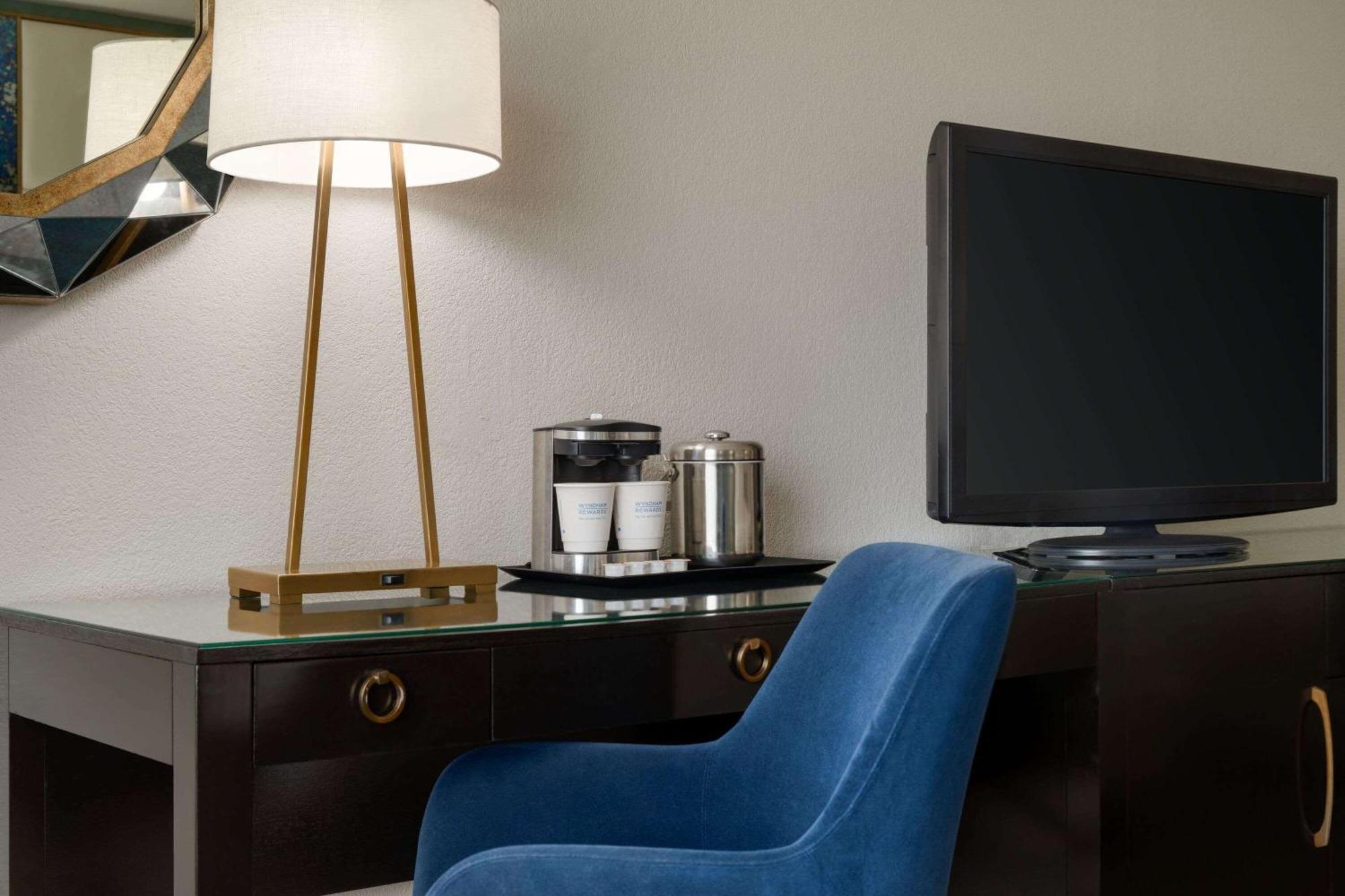 Wyndham Garden Inn Pittsburgh Airport Robinson Township Buitenkant foto