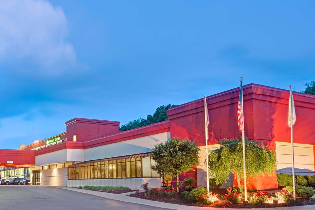 Wyndham Garden Inn Pittsburgh Airport Robinson Township Buitenkant foto