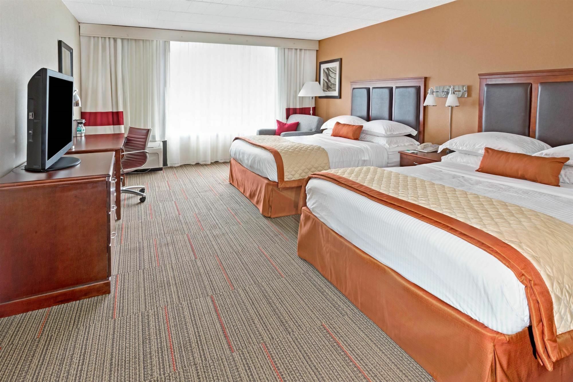 Wyndham Garden Inn Pittsburgh Airport Robinson Township Buitenkant foto